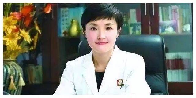 的堕落史她的荒唐奢靡让我们咂舌爱游戏网站入口广东“美女院长”(图12)